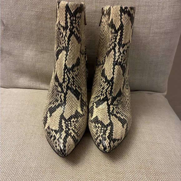 Sam Edelman Shoes - Sam Edelman Snake-Print Pointed Ankle Boots - Beige & Black